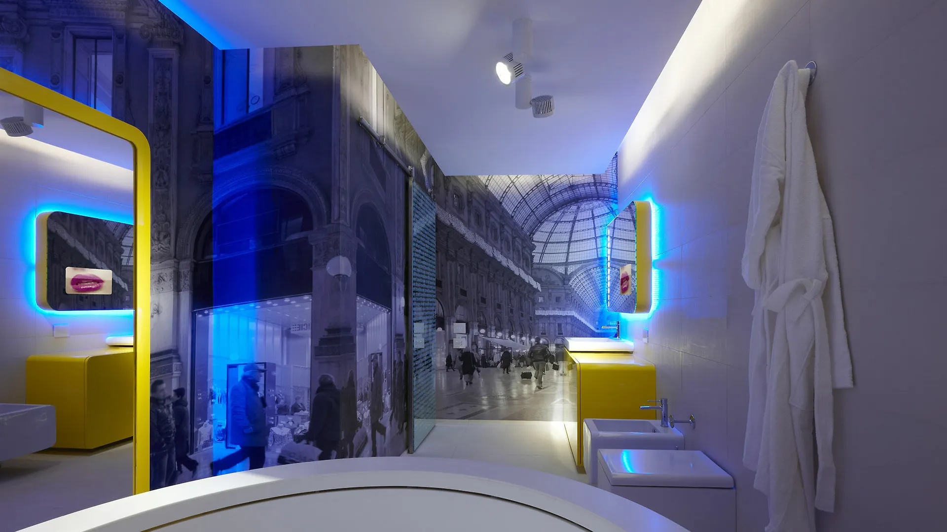 Th Street Milano Hotel 4*, Milan